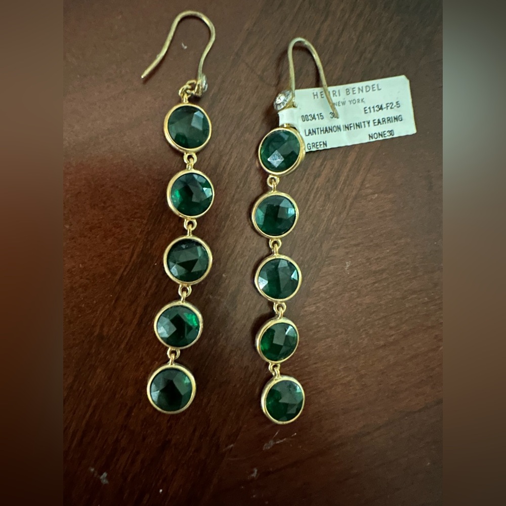 Stunning Lanthanon Green Crystal Gold Henri Bendel Vintage Dangling Earrings NWT
